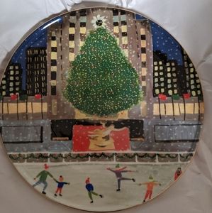 NWT Anthropologie "A New York Holiday" Plate 2021